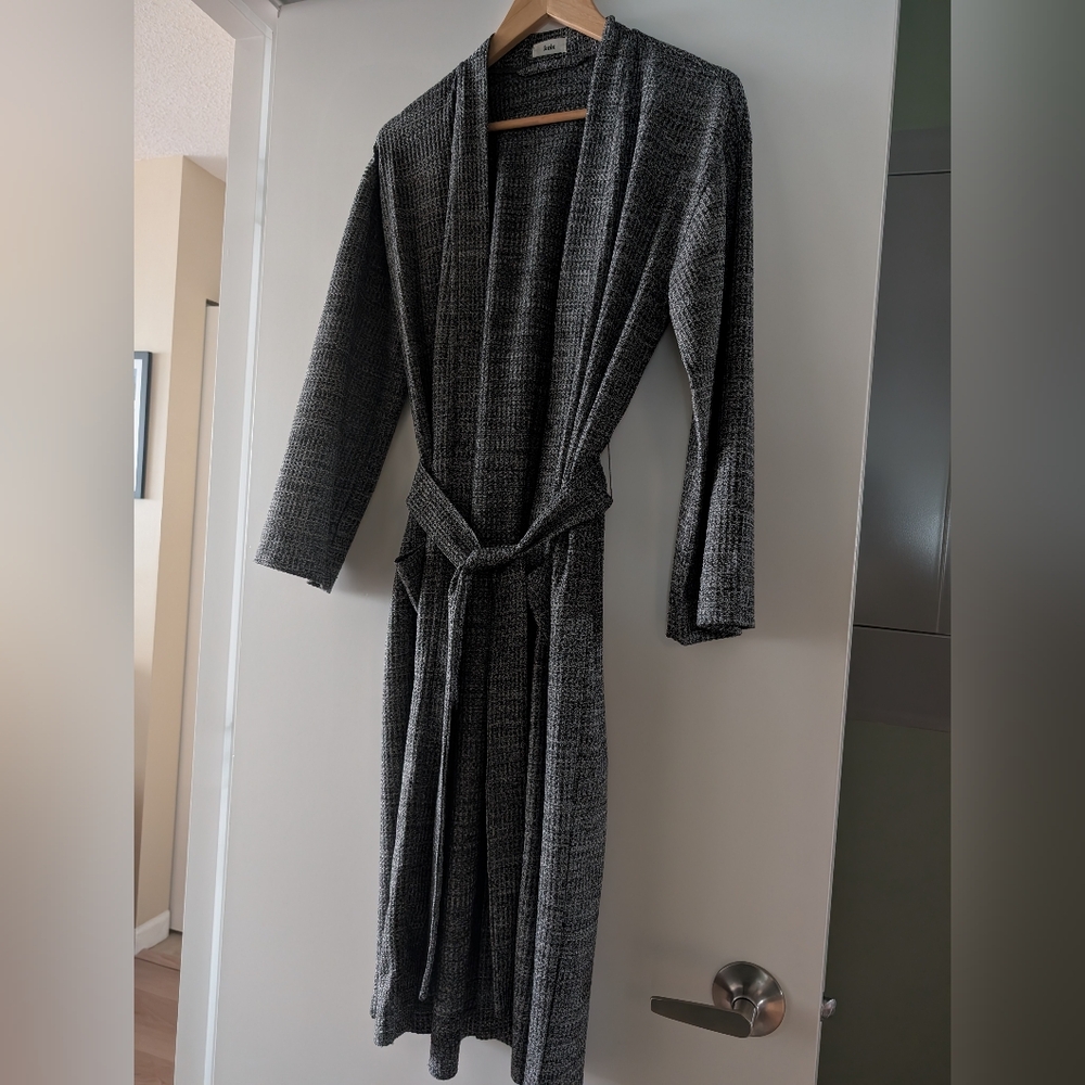 Knix Waffle Knit Robe - Picture 4 of 8